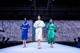 青春华章在“最美校园”绚丽绽放