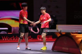 一日双赛“莎头组合”赢得强势，但国乒已开始品尝输球滋味